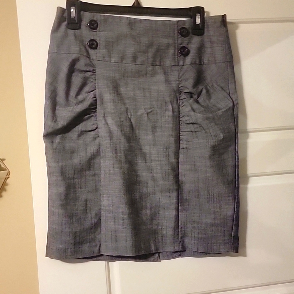 JR Size 7 Gray Heart Soul Pencil Skirt